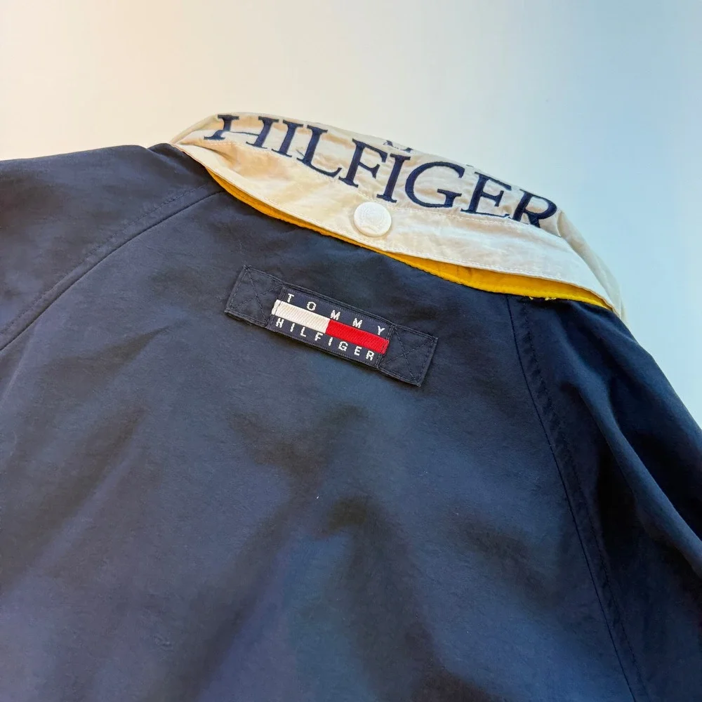 Tommy Hilfiger Vintage Navy Blue Yellow Nylon Windbreaker Jacket Mens Size M